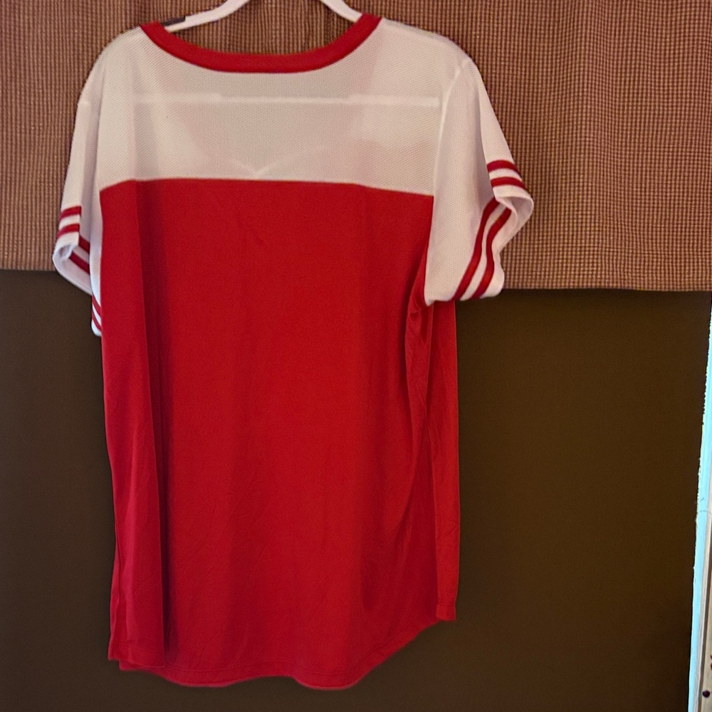 Majestic Red and White Philadelphia Phillies Women's Top - Picture 4 of 5